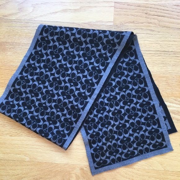Coach 💯 Merino Wool Black/Grey Scarf - Picture 2 of 4